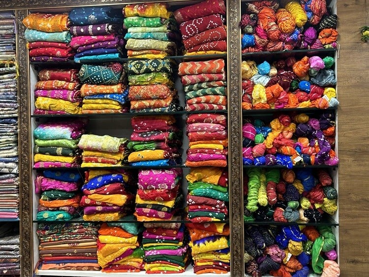 The different colors of India clicked by Torben Mauch-1