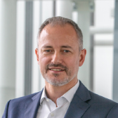 Dr. Bernd Schulze