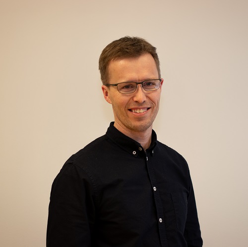 IAM_roger_hansen-500