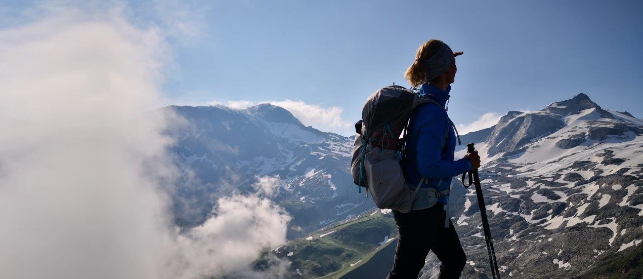 NagarriansAtPlay – hiking across alps with Vera Reichlin-Meldegg-D-1