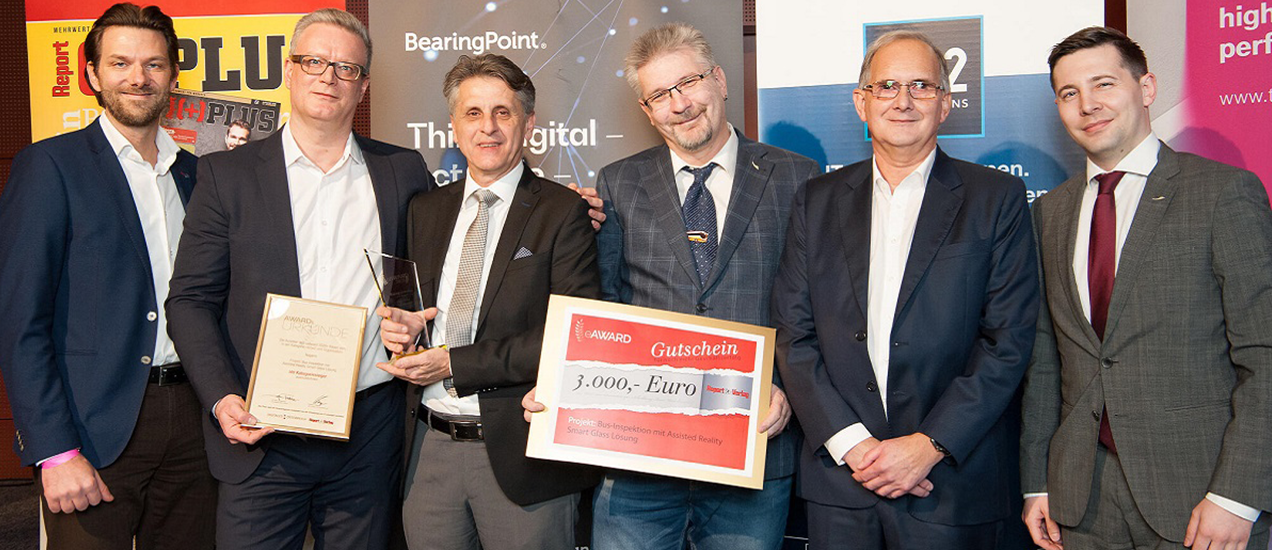 Nagarro and OBB receiving the IT Business Award
