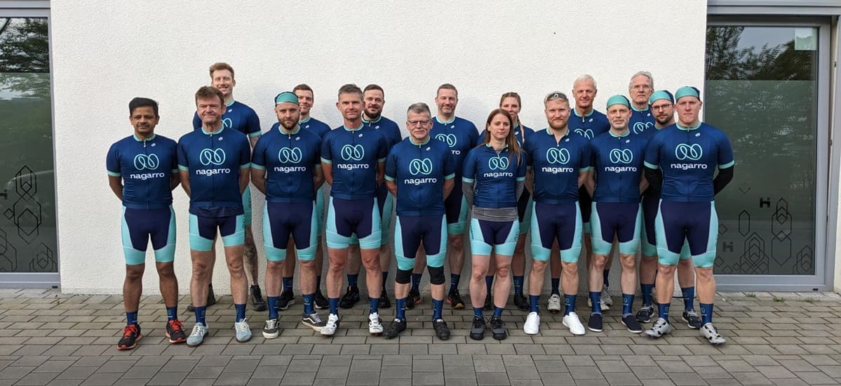 Team Nagarro standing together at the Eschborn-Frankfurt cycling race